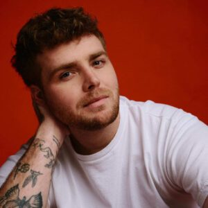Alex Warren Radio