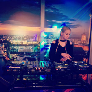laut.fm – Miss Aehmes