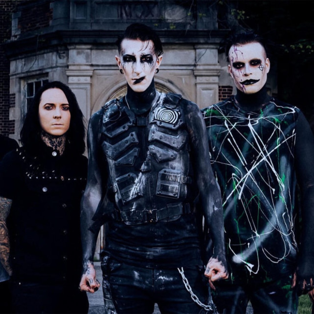 laut.fm – Motionless in White Radio