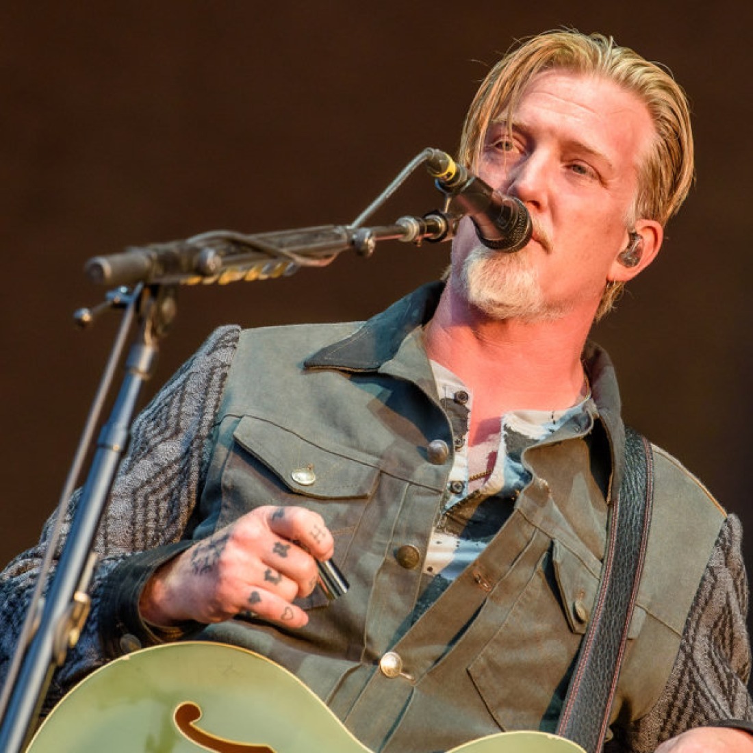 laut.fm – Queens of the Stone Age Radio