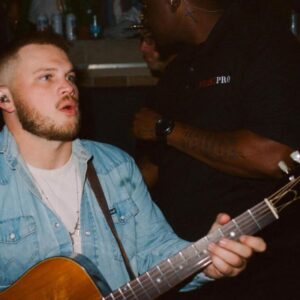 laut.fm - Zach Bryan Radio